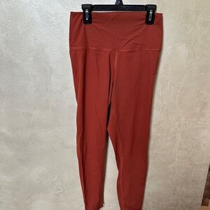 Everlane ReNew Rust Leggings sz medium | excellent like new